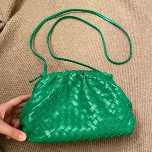Green Woven Cloud Pouch Bag with Strap